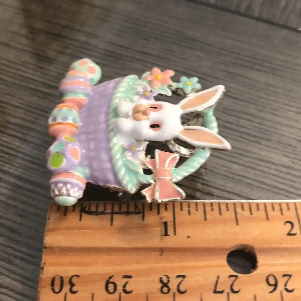 Rabbit in Easter Basket Silvertone & Enamel Easter Pin / Pendant